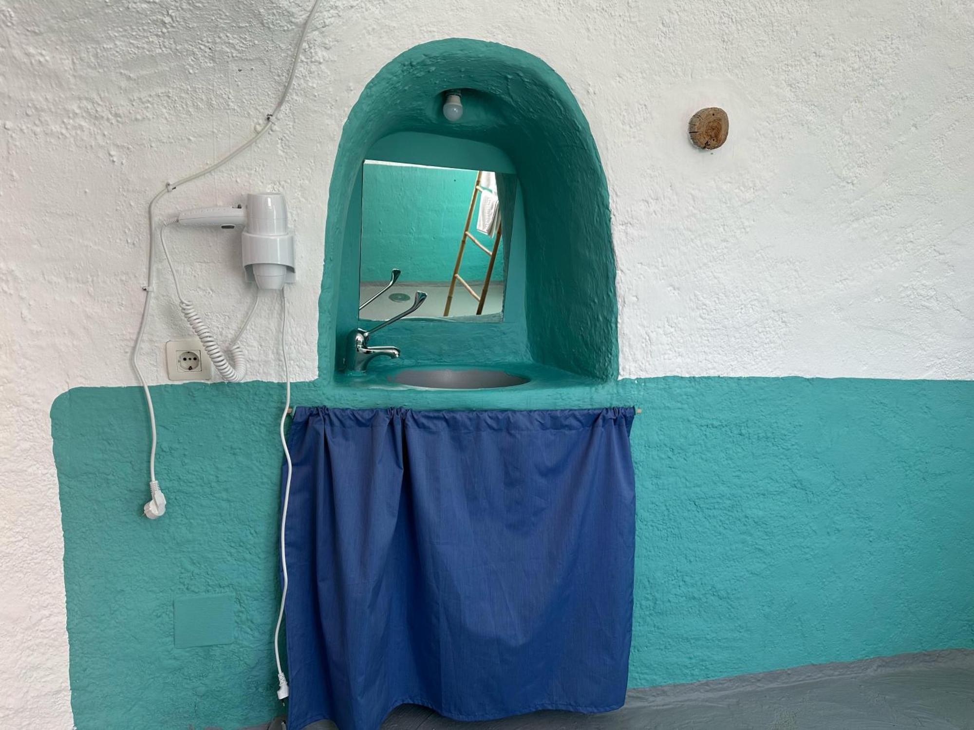 Alojamientos Cuevas Tiana El Aljibete Extérieur photo