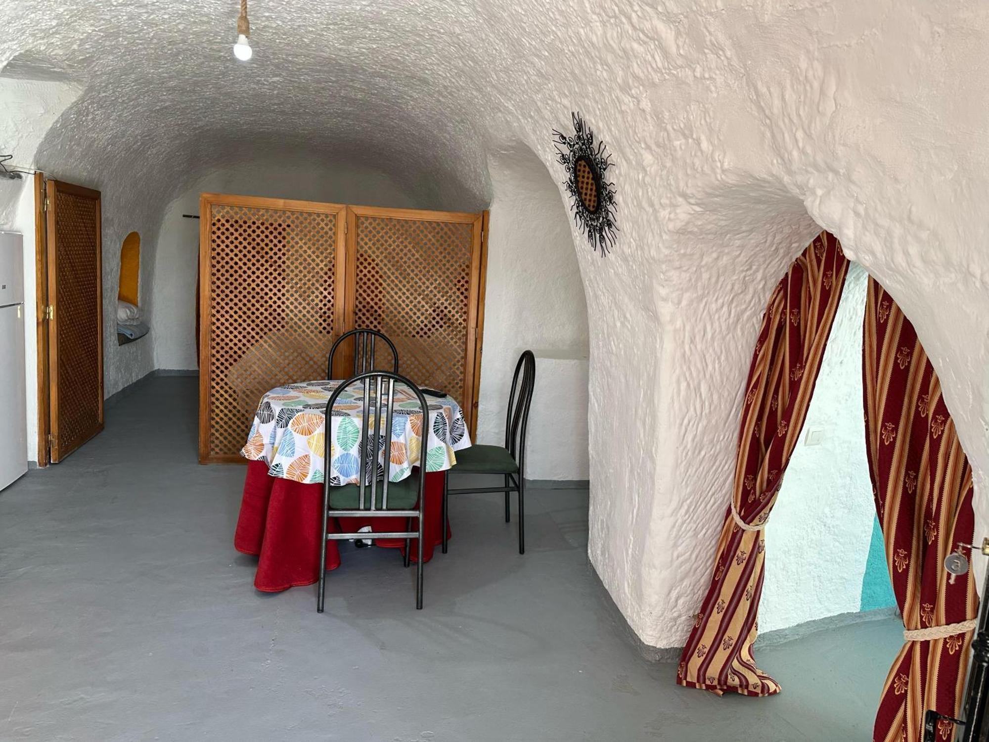 Alojamientos Cuevas Tiana El Aljibete Extérieur photo
