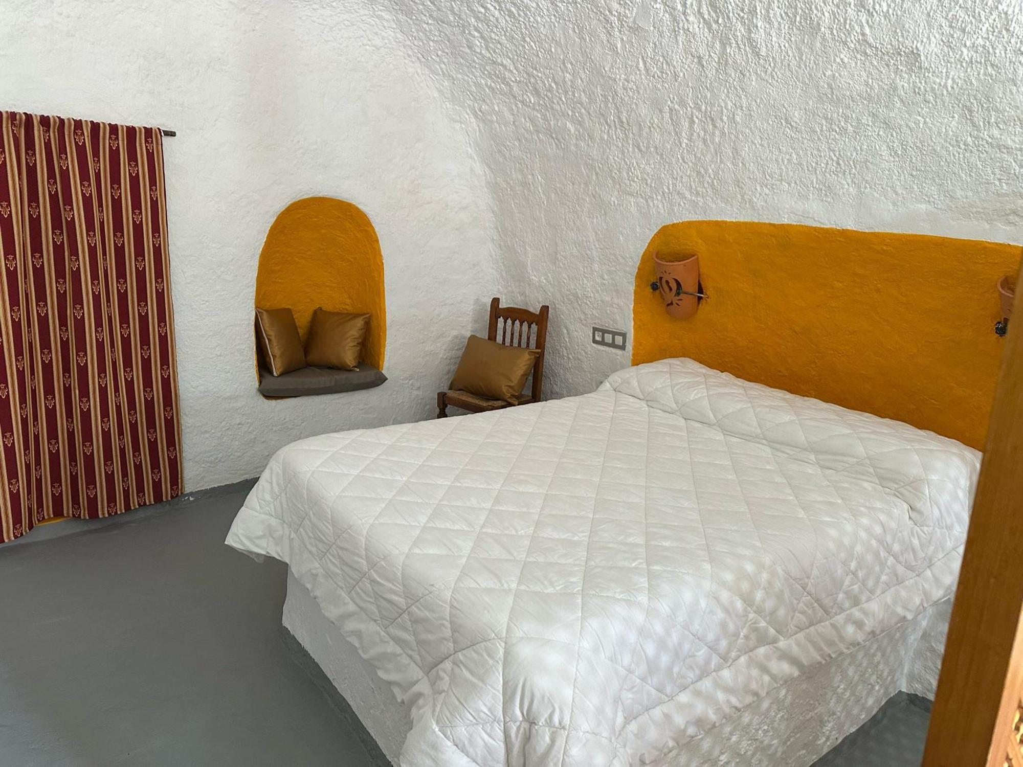 Alojamientos Cuevas Tiana El Aljibete Extérieur photo